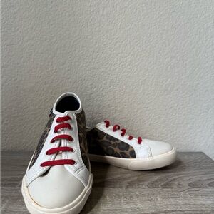 Stylish Kids' Leopard Print Sneakers with Red Accents